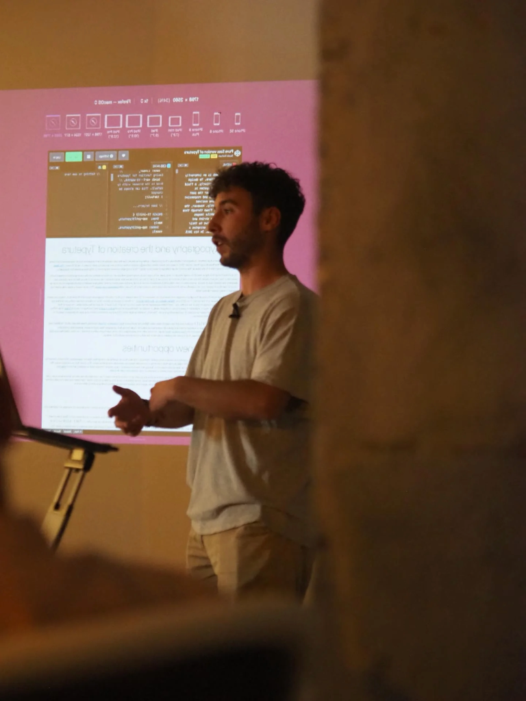 Formación en Inteligencia Artificial en Málaga 6 svg+xml;charset=utf